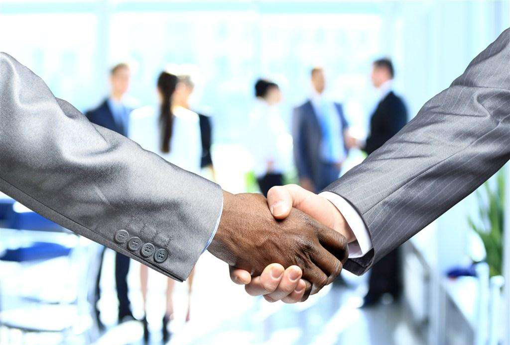 插件機(jī)租賃在簽訂合同時(shí)需要注意的幾點(diǎn)